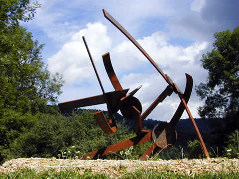 Sierra 1992, Skulptur von Paul Suter